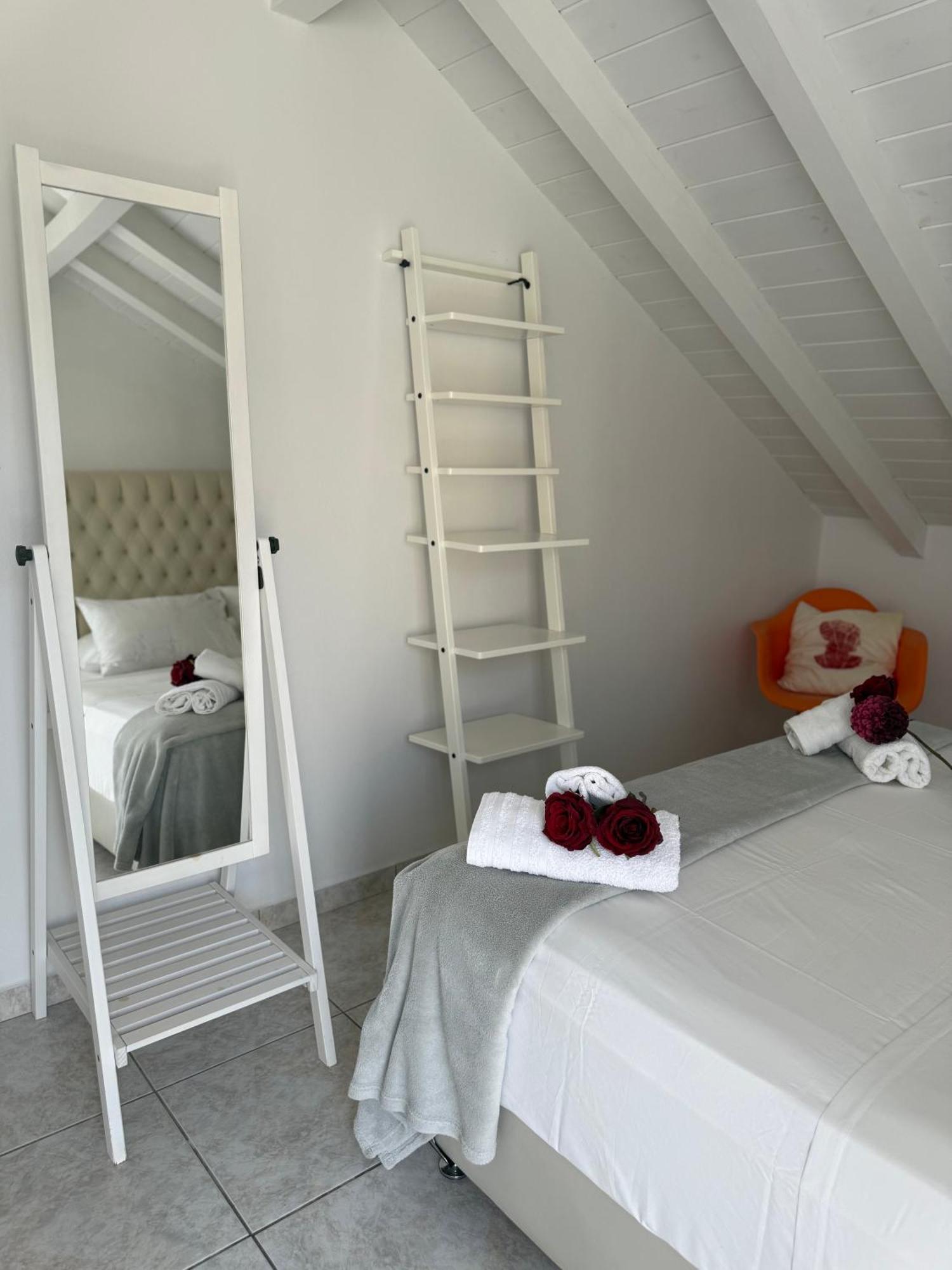 Angel Apartment Fiskardo Exteriör bild
